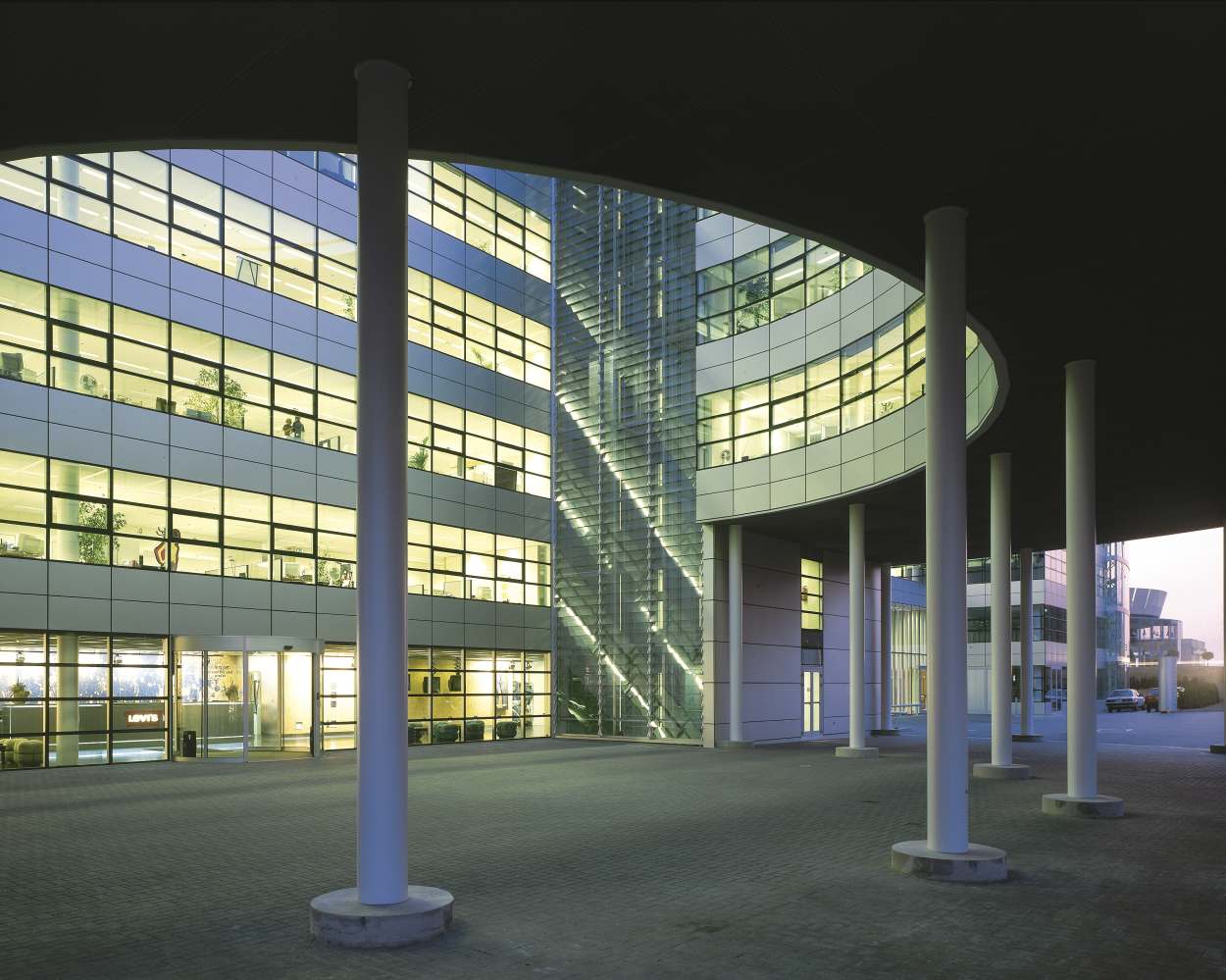 232-European headquarters of Levi Strauss - SAMYN & PARTNERS